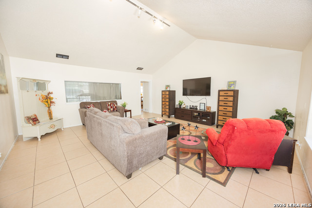 Image 12 of 40 For 9623 Geronimo Oaks