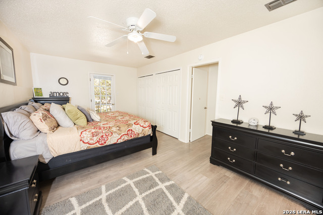 Image 17 of 40 For 9623 Geronimo Oaks