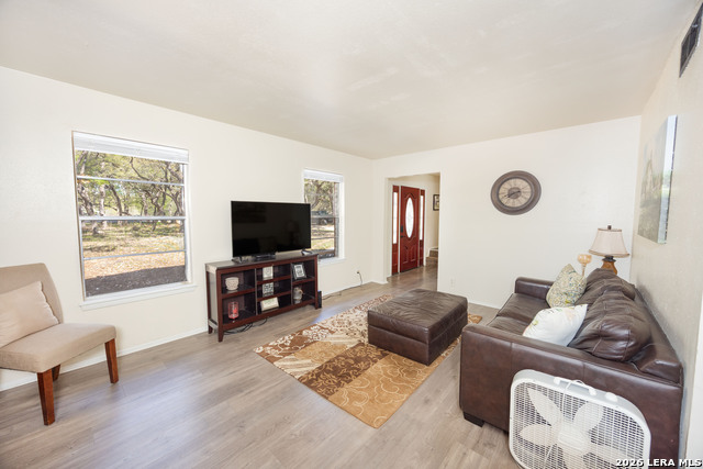 Image 4 of 40 For 9623 Geronimo Oaks