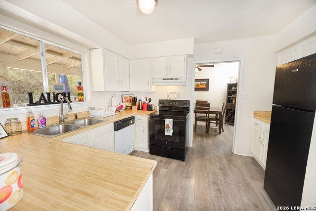 Image 7 of 40 For 9623 Geronimo Oaks