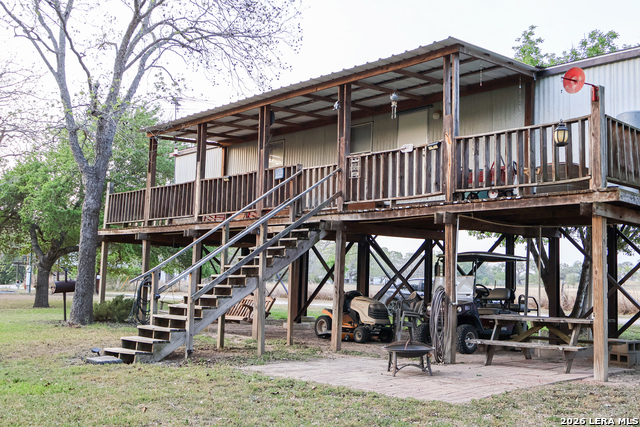 Image 22 of 25 For 1250 Darst Creek