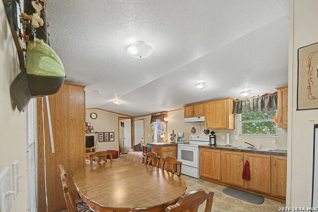 Image 4 of 25 For 1250 Darst Creek