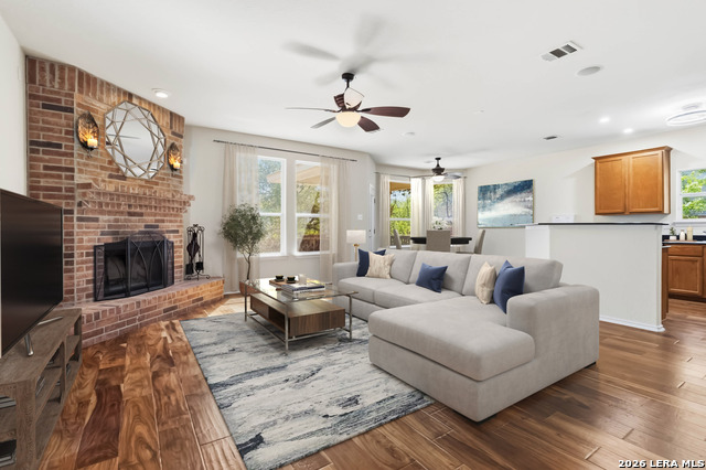 Image 9 of 40 For 318 Bright Chase