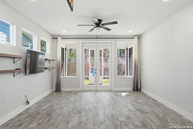 Image 14 of 43 For 344 Claremont