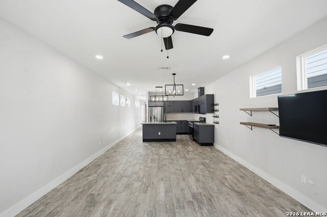 Image 19 of 43 For 344 Claremont