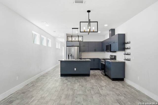 Image 20 of 43 For 344 Claremont