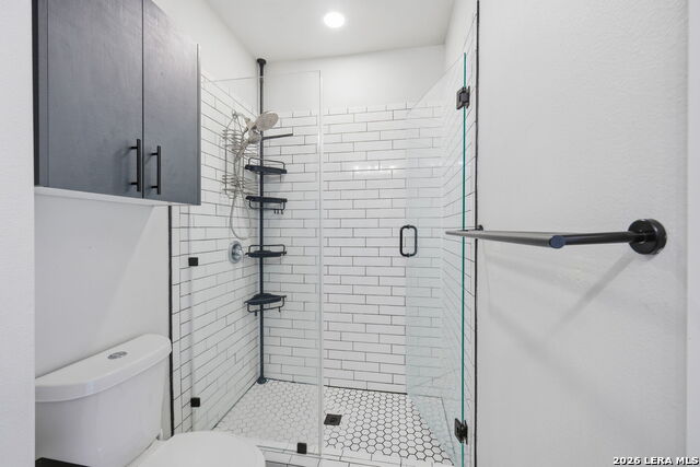 Image 30 of 43 For 344 Claremont