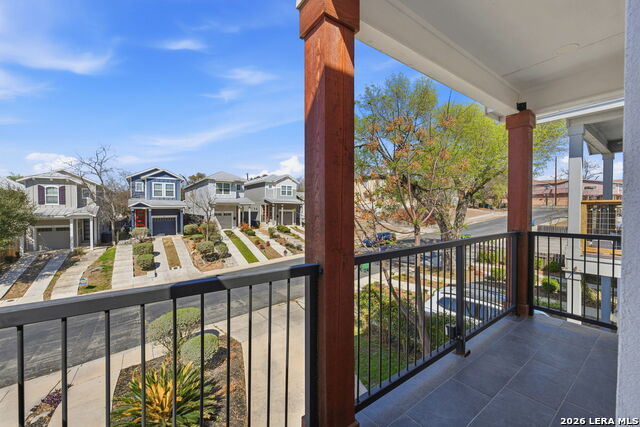 Image 33 of 43 For 344 Claremont