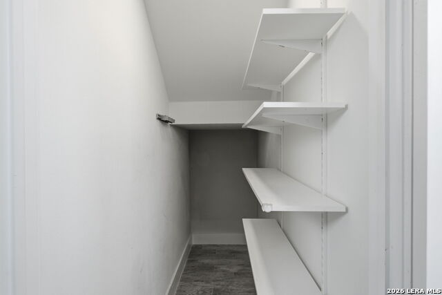 Image 40 of 43 For 344 Claremont