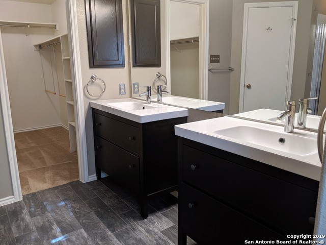 Image 19 of 29 For 8518 Park Olympia