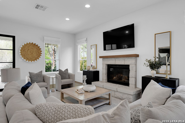 Image 15 of 63 For 415 Ogrady  