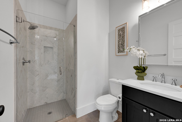 Image 38 of 63 For 415 Ogrady  