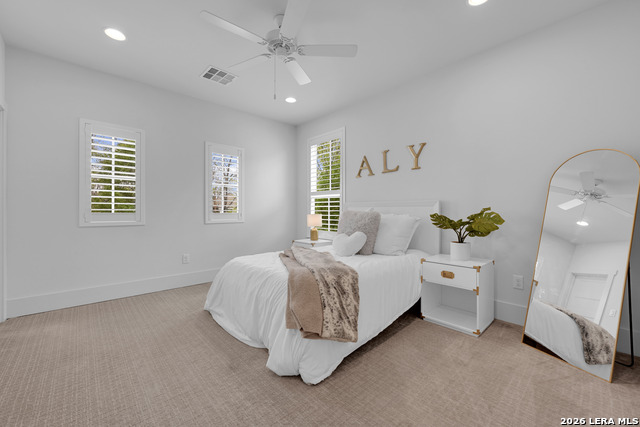 Image 44 of 63 For 415 Ogrady  