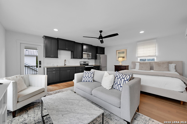 Image 56 of 63 For 415 Ogrady  