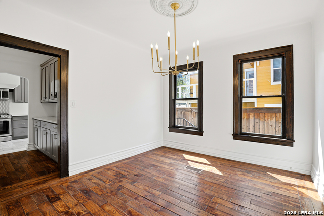 Image 10 of 60 For 162 Davis Ct