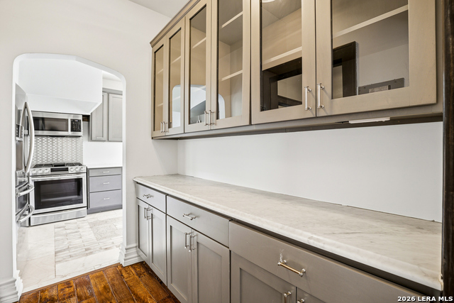 Image 12 of 60 For 162 Davis Ct