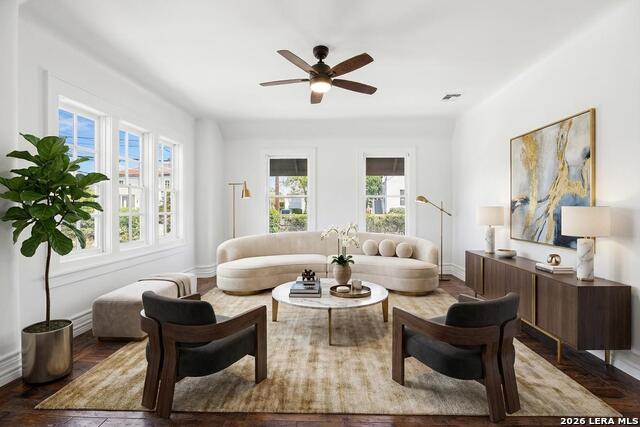 Image 28 of 60 For 162 Davis Ct