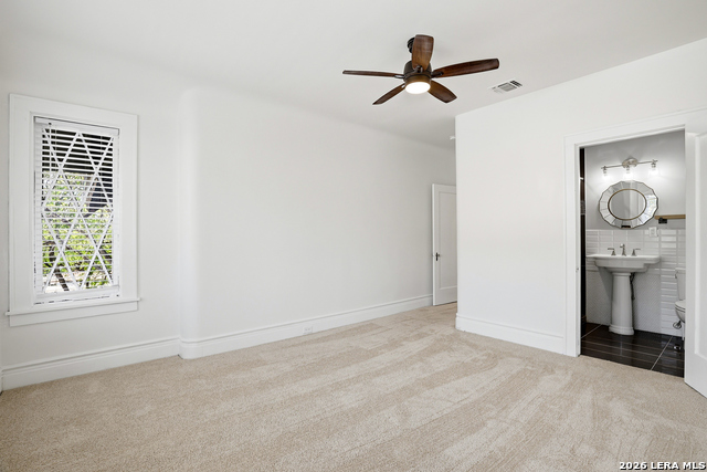 Image 38 of 60 For 162 Davis Ct