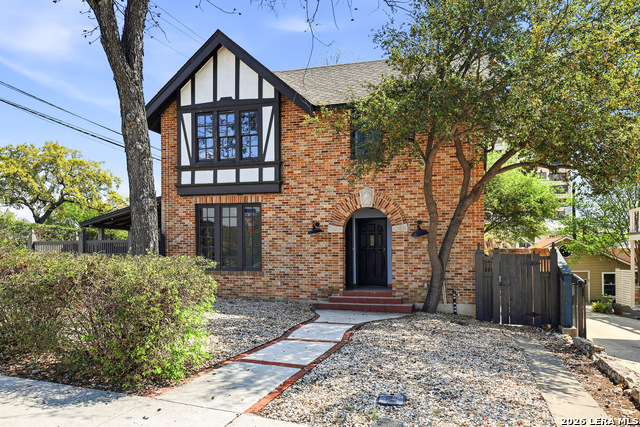 Image 5 of 60 For 162 Davis Ct