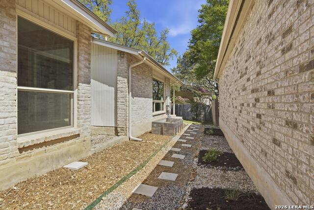 Image 25 of 28 For 3715 Hunters Trail