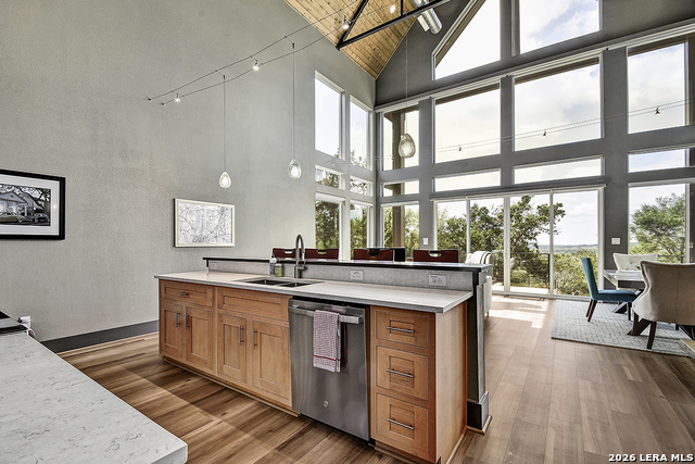 Image 17 of 45 For 7870 Gage Ln