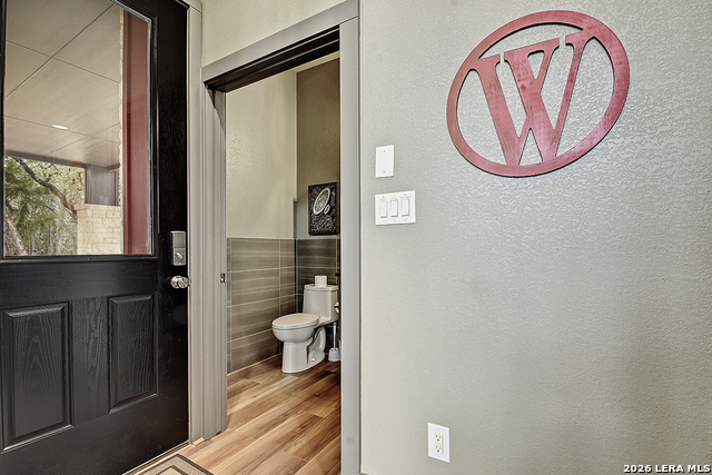 Image 4 of 45 For 7870 Gage Ln