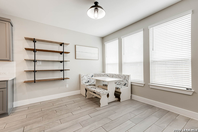 Image 14 of 29 For 1426 Sandalwood Ln E