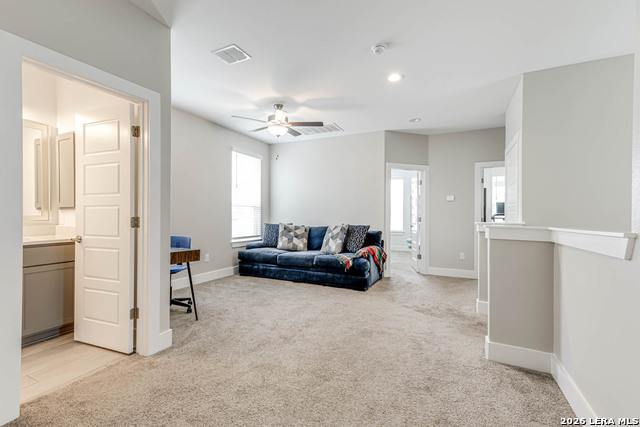 Image 16 of 29 For 1426 Sandalwood Ln E