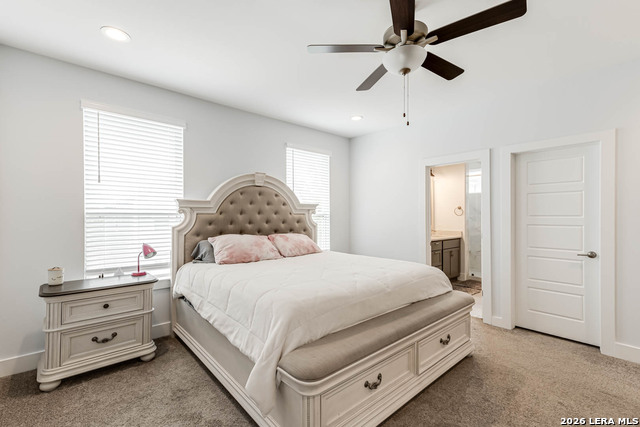 Image 19 of 29 For 1426 Sandalwood Ln E