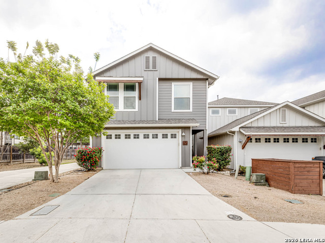 Image 2 of 29 For 1426 Sandalwood Ln E