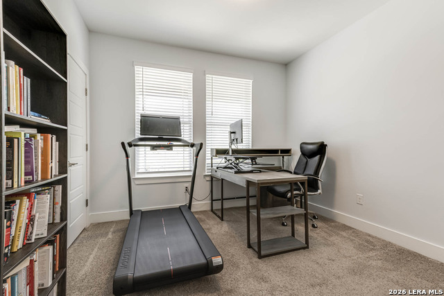 Image 25 of 29 For 1426 Sandalwood Ln E