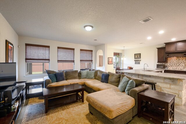 Image 9 of 26 For 253 Bee Caves Cove