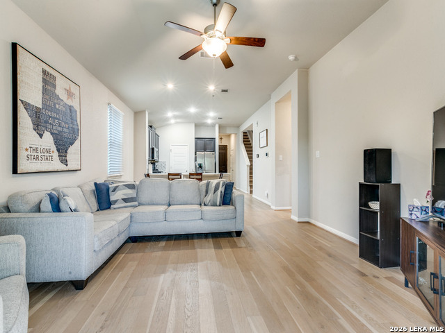 Image 6 of 25 For 11660 Troubadour