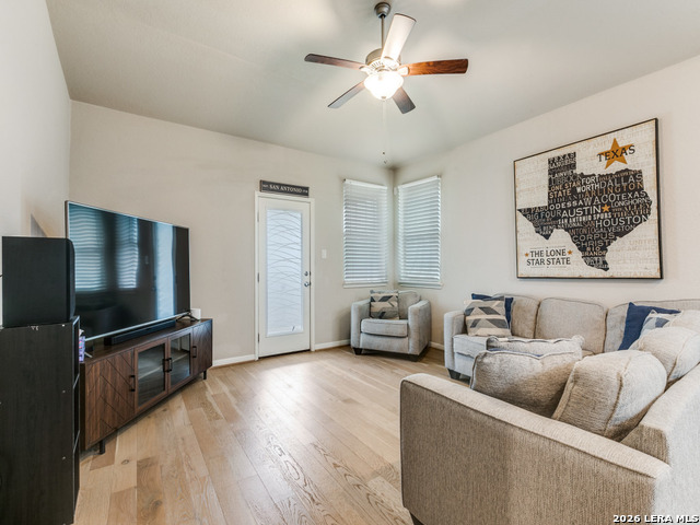 Image 7 of 25 For 11660 Troubadour