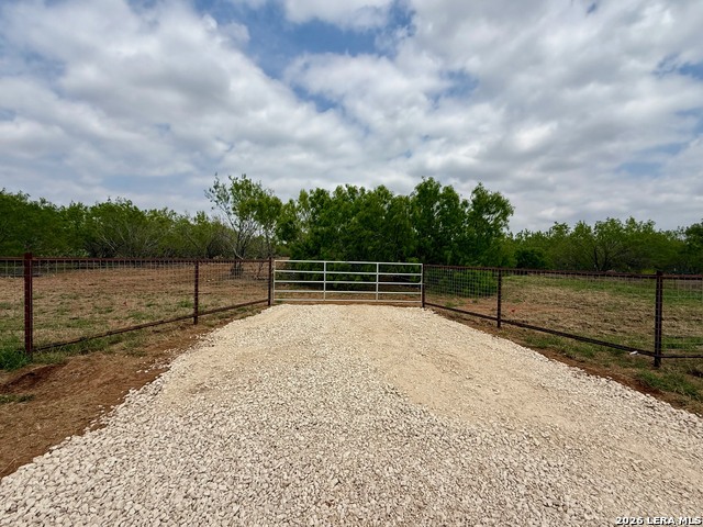 Details for 2315 County Road 332, Charlotte, TX 78011