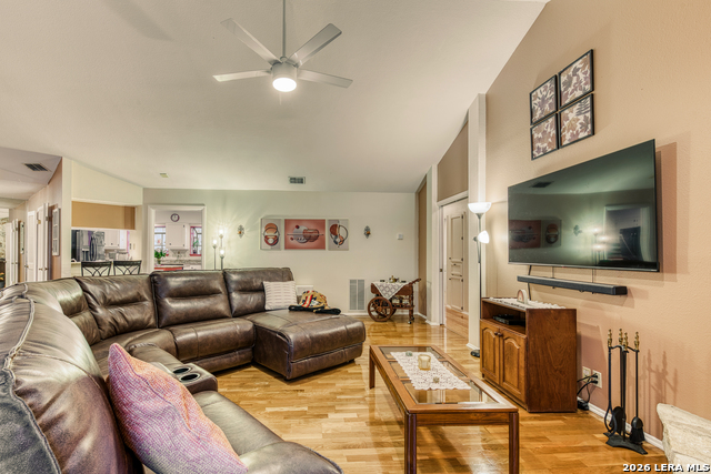 Image 11 of 45 For 13046 Hunters Breeze