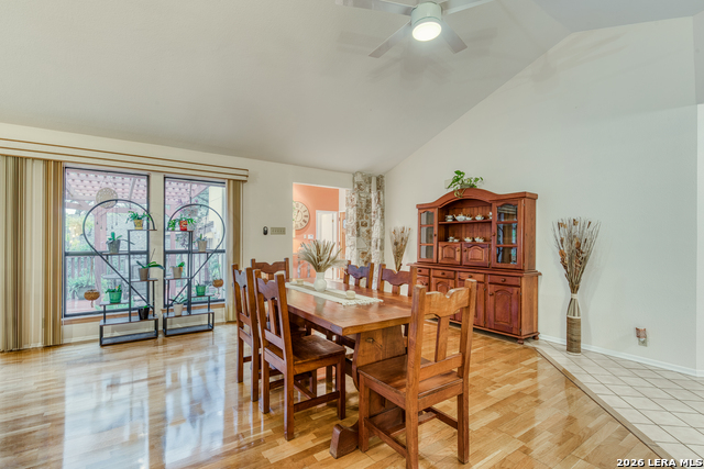 Image 13 of 45 For 13046 Hunters Breeze