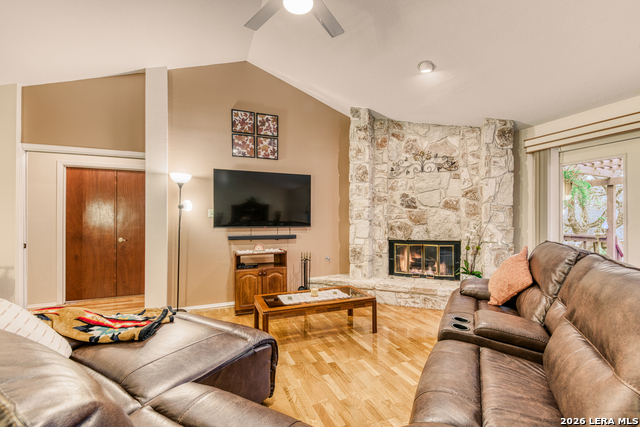 Image 9 of 45 For 13046 Hunters Breeze