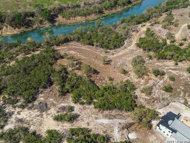 Image 3 of 45 For 2042 Paradise Pkwy