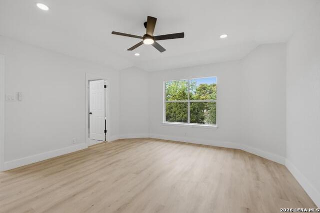 Image 16 of 28 For 10242 Sandyglen