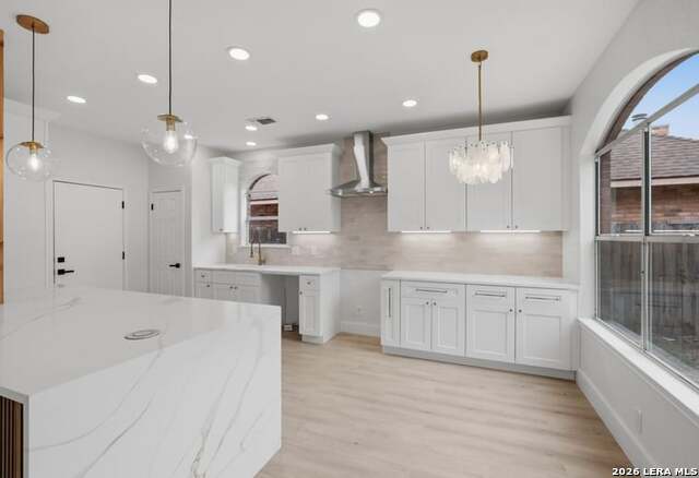 Image 8 of 28 For 10242 Sandyglen