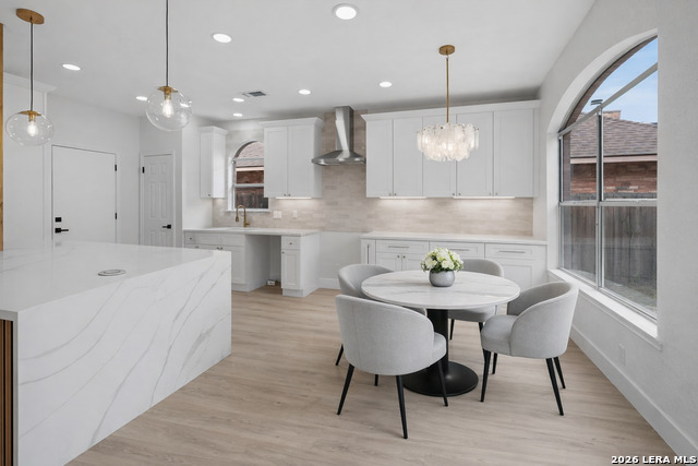 Image 9 of 28 For 10242 Sandyglen