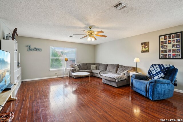 Image 17 of 43 For 11158 Cedar Park