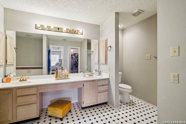 Image 23 of 43 For 11158 Cedar Park