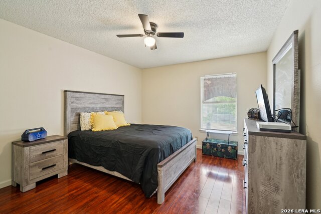 Image 27 of 43 For 11158 Cedar Park