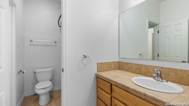 Image 22 of 42 For 10808 Dedeke Dr