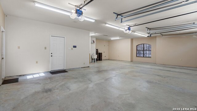 Image 26 of 42 For 10808 Dedeke Dr