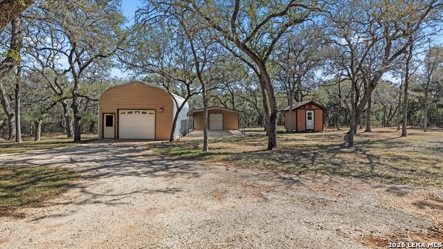 Image 32 of 42 For 10808 Dedeke Dr