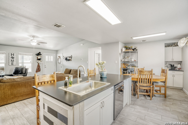 Image 14 of 29 For 1209 Covered Wagon