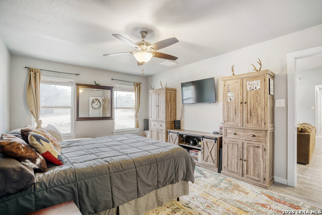 Image 15 of 29 For 1209 Covered Wagon